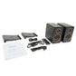 Contenido de la caja del VULKKANO DESK negro: altavoces, soportes inclinados, mando, cables y manual