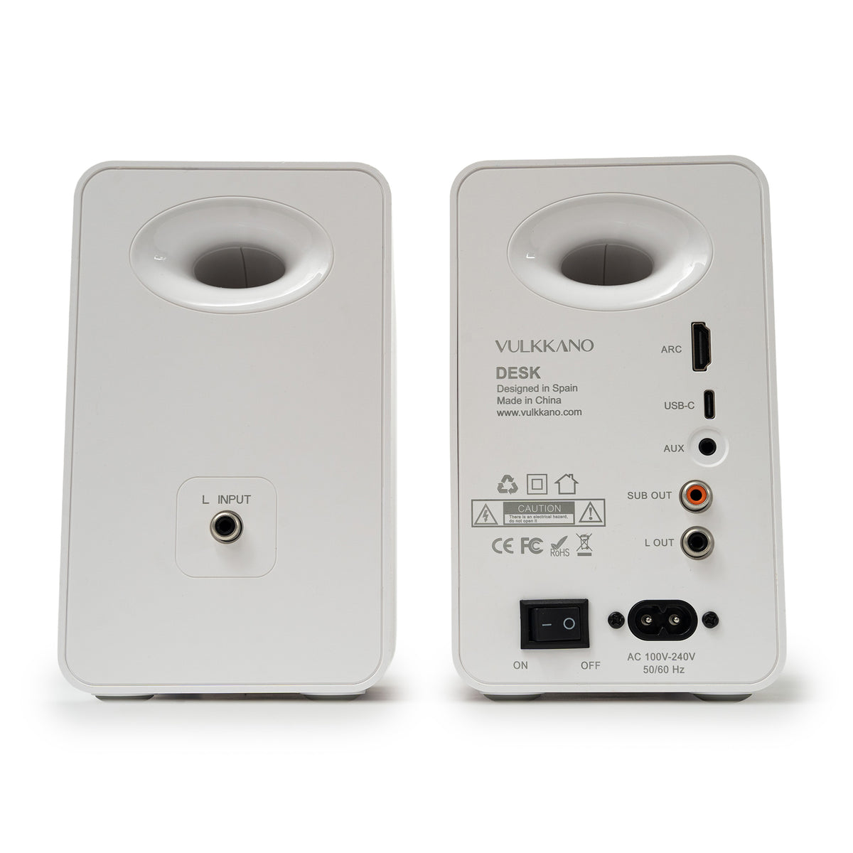 Parte trasera del VULKKANO DESK blanco: conexiones HDMI ARC, USB-C, AUX y salida de subwoofer
